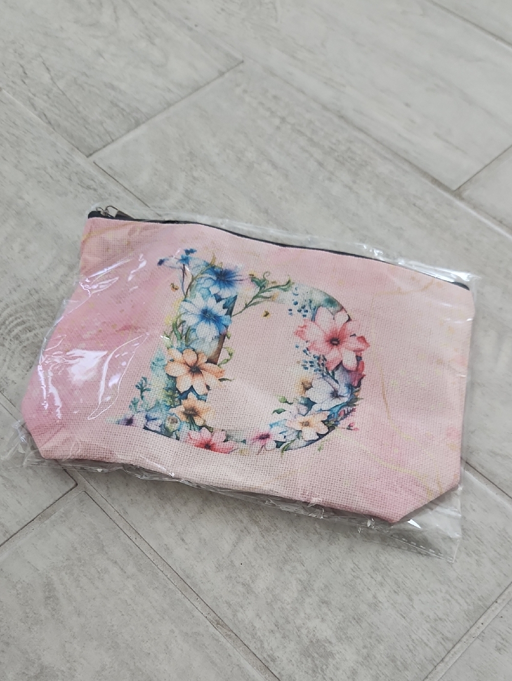 🌴🐻 Floral 'D' Monogram Pink Canvas Pouch